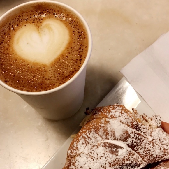 Meet Posher Vibez - Picture 1 of 1